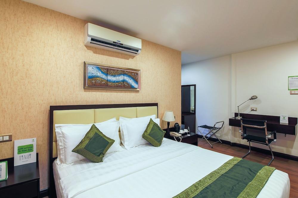 Treebo Trend Adrak Hotell Thiruvananthapuram Exteriör bild