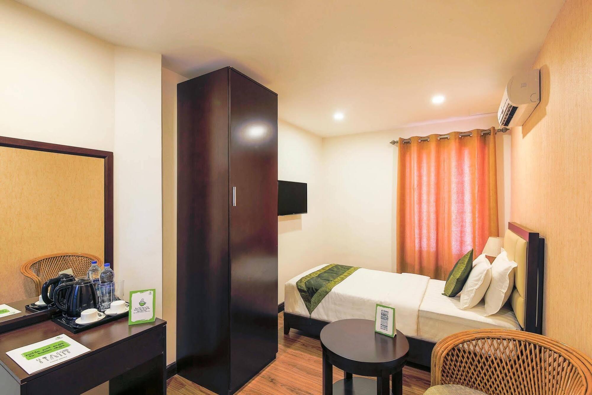 Treebo Trend Adrak Hotell Thiruvananthapuram Exteriör bild