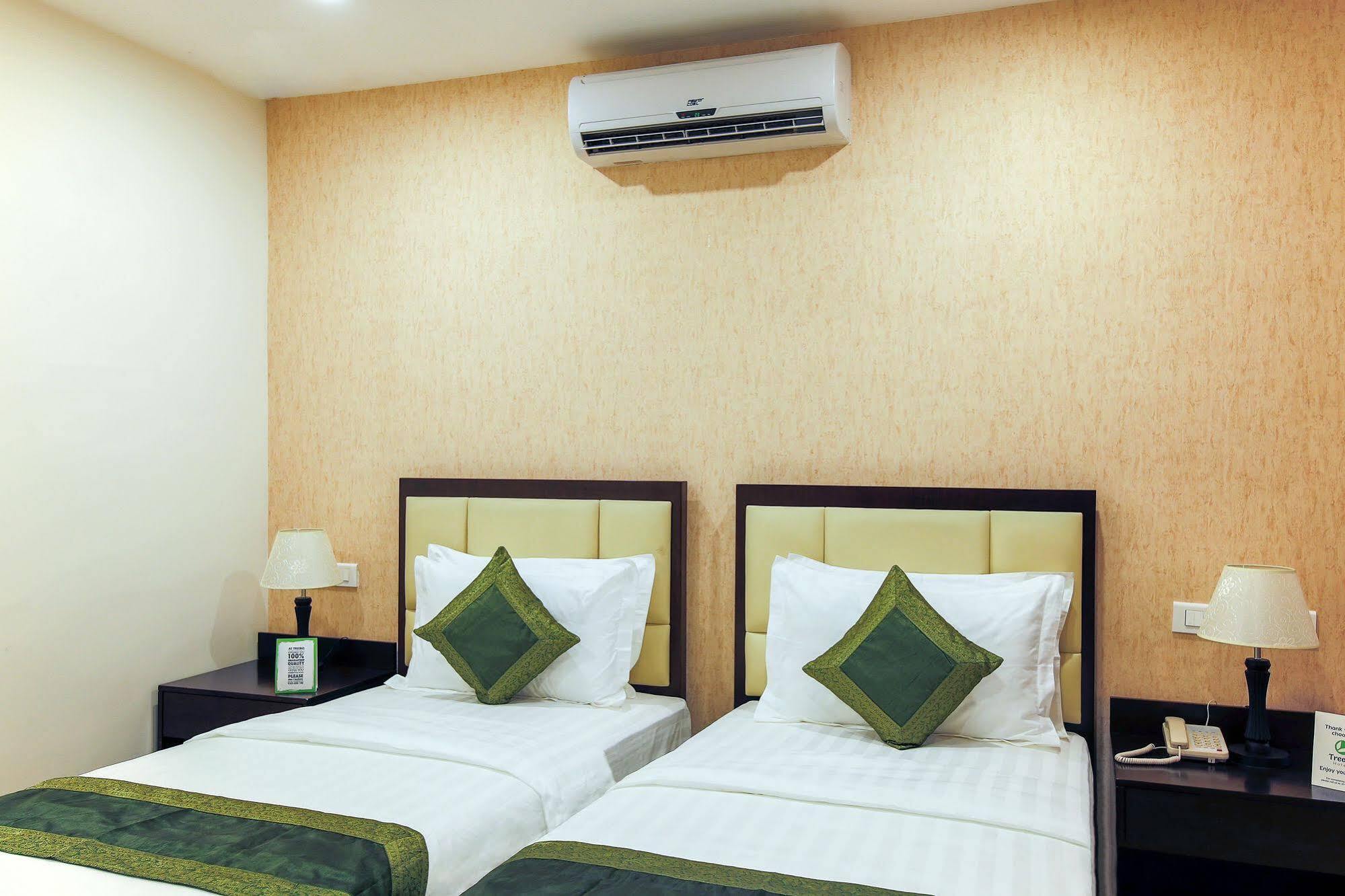 Treebo Trend Adrak Hotell Thiruvananthapuram Exteriör bild